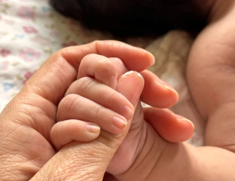 Bionictech Labs Inc - mom hands